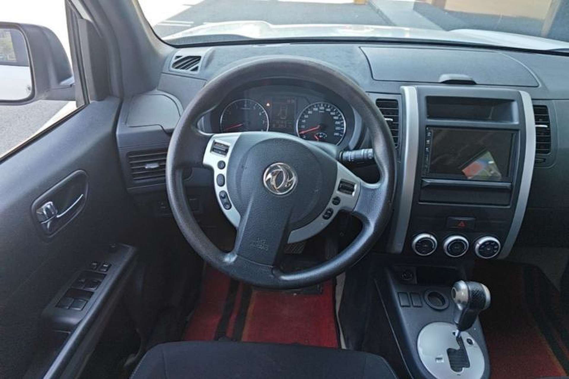 Used Dongfeng Fengdu MX6 2015 2.0L CVT Two-Wheel Drive Excellence Edition Steering Wheel
