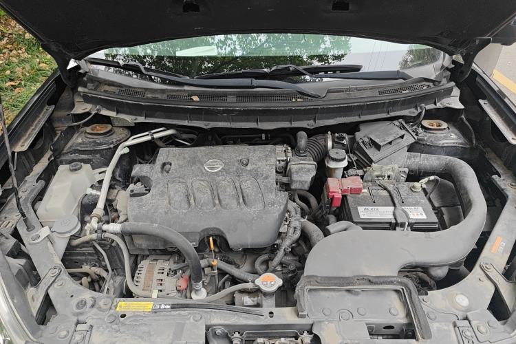 Used Dongfeng Fengdu MX6 2016 2.0L CVT 4x4 Dream Edition Engine Bay