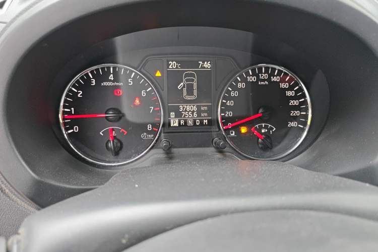 Used Dongfeng Fengdu MX6 2016 2.0L CVT 4x4 Dream Edition Odometer Close Up