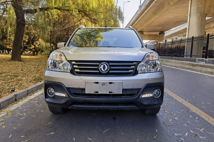 Used Dongfeng Fengdu MX6 2016 2.0L CVT Two-Wheel Drive All-Around Version Exterior 1
