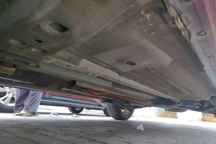 Used Dongfeng Fengdu MX6 2016 2.0L CVT Two-Wheel Drive Dream Edition Chassis Front Left