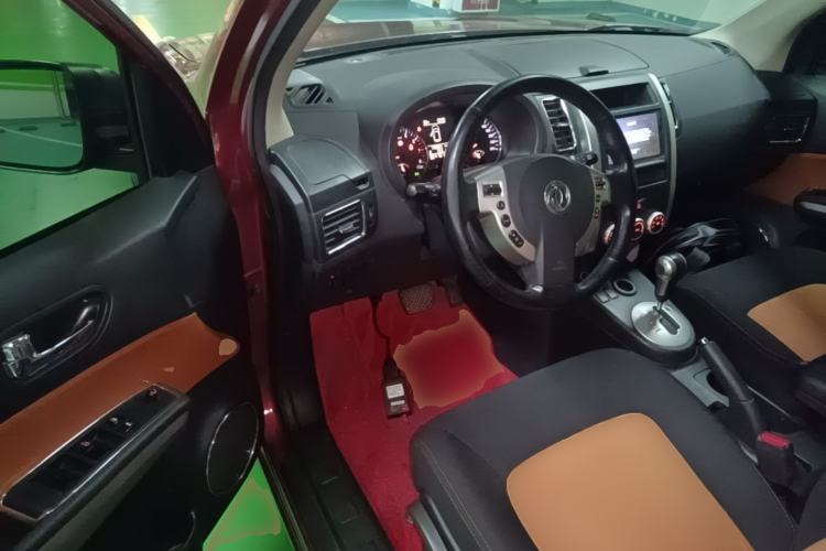 Used Dongfeng Fengdu MX6 2016 2.0L CVT Two-Wheel Drive Excellence Edition Driver Seat