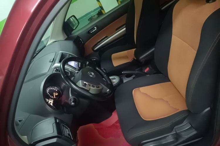 Used Dongfeng Fengdu MX6 2016 2.0L CVT Two-Wheel Drive Excellence Edition Left Front Seat
