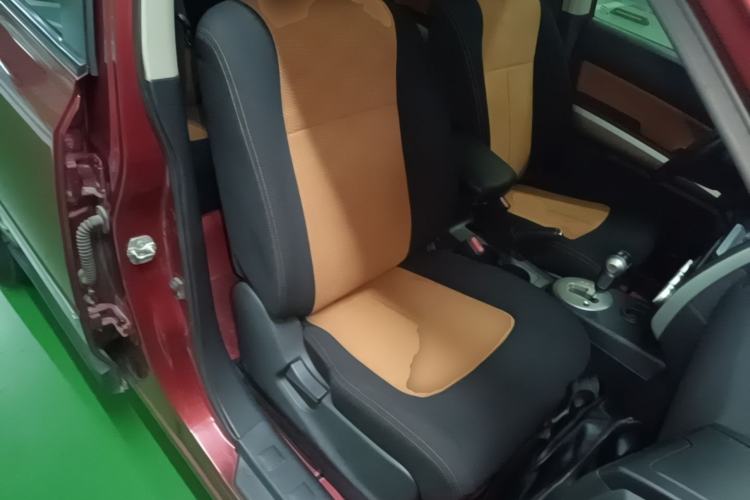 Used Dongfeng Fengdu MX6 2016 2.0L CVT Two-Wheel Drive Excellence Edition Right Front Seat