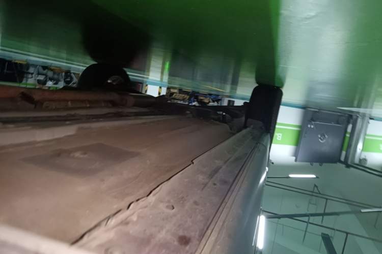 Used Dongfeng Fengdu MX6 2016 2.0L CVT Two-Wheel Drive Excellence Edition Right Side Sill