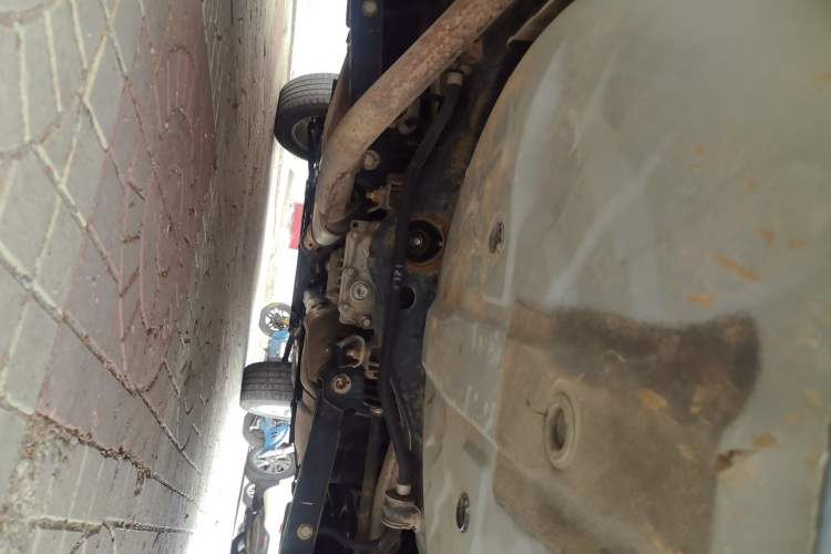 Used Dongfeng Fengdu MX6 2016 2.0L CVT 4x4 Excellence Edition Chassis Rear