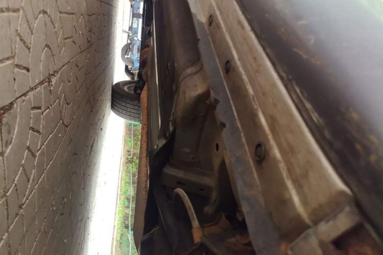 Used Dongfeng Fengdu MX6 2016 2.0L CVT 4x4 Excellence Edition Chassis Rear Left