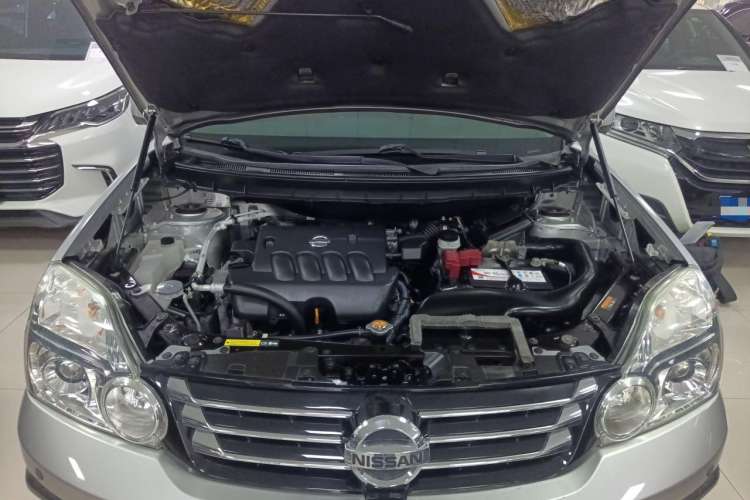 Used Dongfeng Fengdu MX6 2016 2.0L CVT Two-Wheel Drive Dream Edition Engine Bay