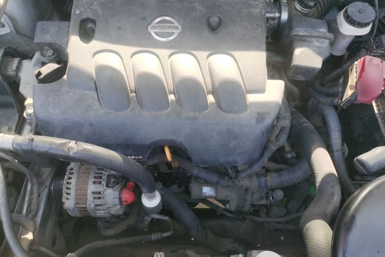 Used Dongfeng Fengdu MX6 2016 2.0L CVT Two-Wheel Drive Dream Edition Engine Bay