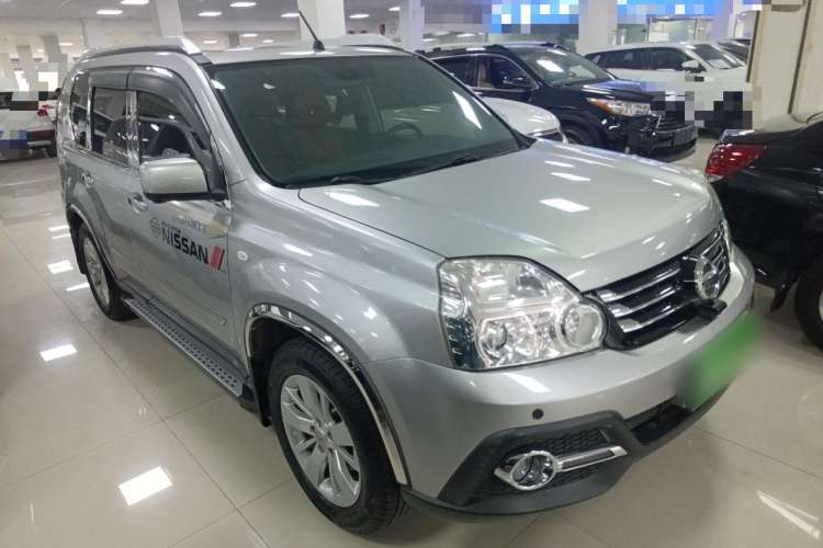 Used Dongfeng Fengdu MX6 2016 2.0L CVT Two-Wheel Drive Dream Edition Front Right 45 Deg