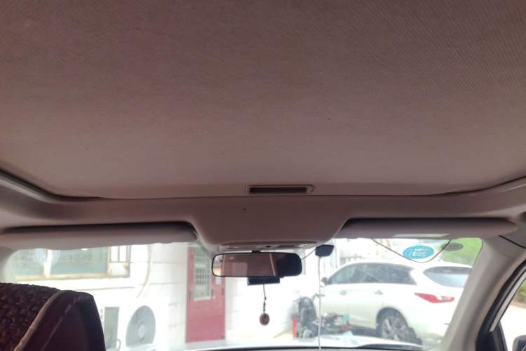 Used Dongfeng Fengdu MX6 2016 2.0L CVT 4x4 Excellence Edition Headliner