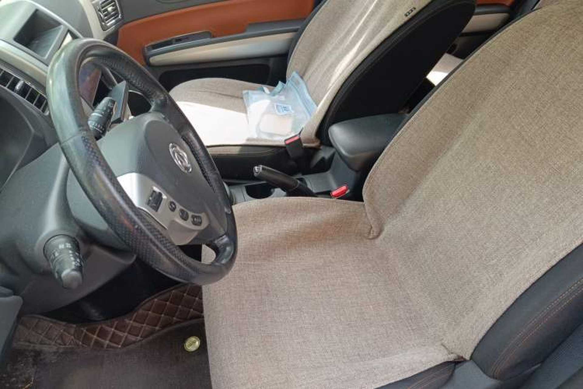 Used Dongfeng Fengdu MX6 2016 2.0L CVT Two-Wheel Drive Excellence Edition Left Front Seat