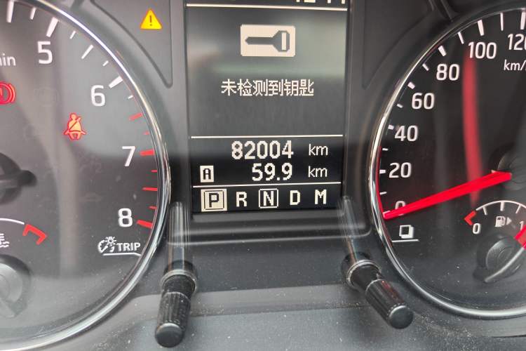 Used Dongfeng Fengdu MX6 2016 2.0L CVT 4x4 Dream Edition Odometer Close Up