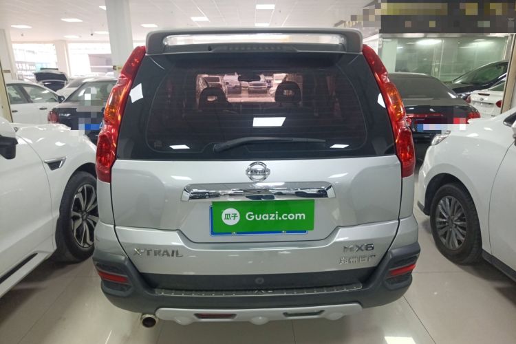 Used Dongfeng Fengdu MX6 2016 2.0L CVT Two-Wheel Drive Dream Edition Rear