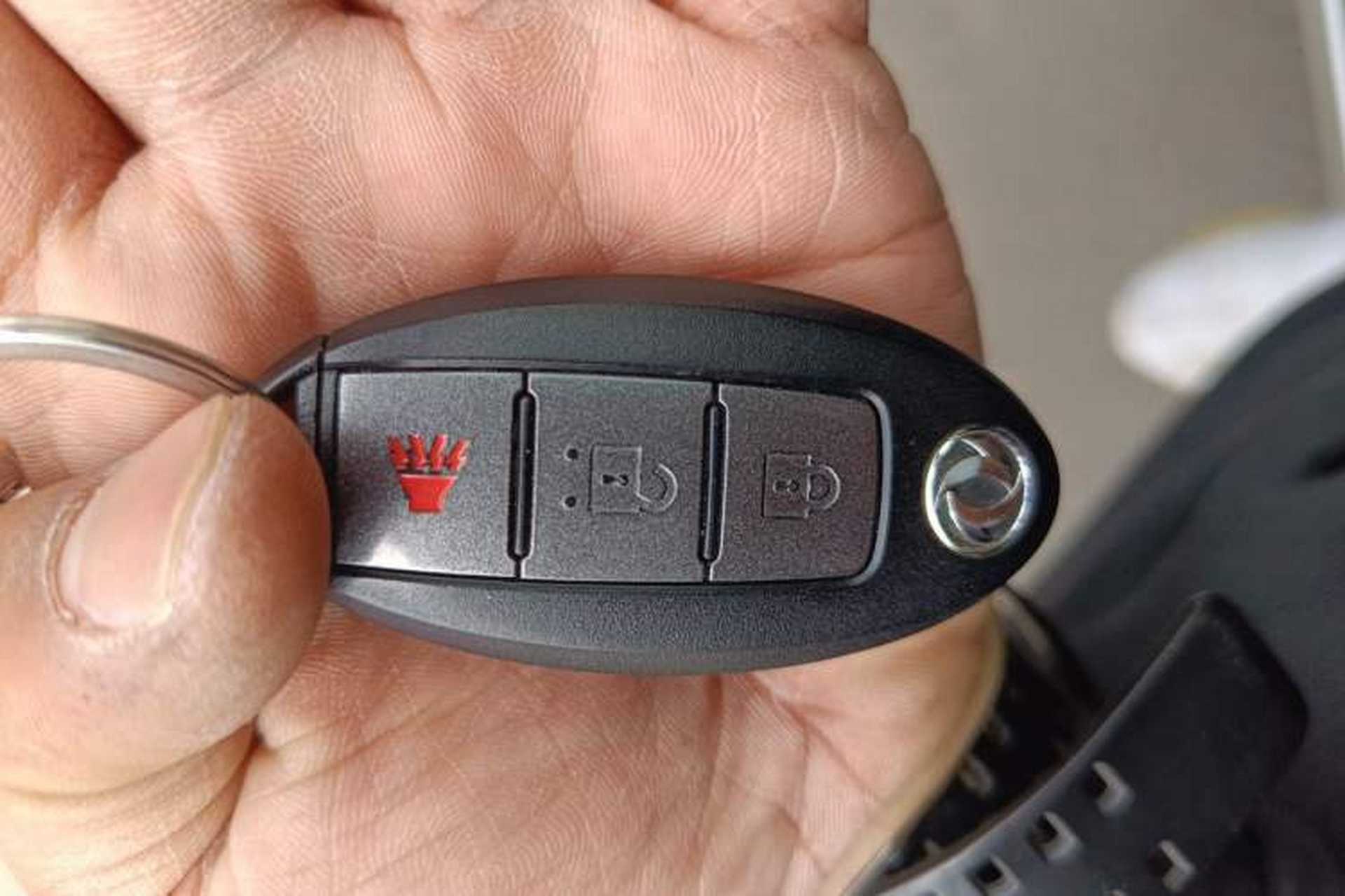 Used Dongfeng Fengdu MX6 2016 2.0L CVT Two-Wheel Drive Excellence Edition Vehicle Key