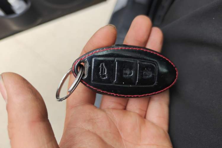 Used Dongfeng Fengdu MX6 2016 2.0L CVT 4x4 Dream Edition Vehicle Key