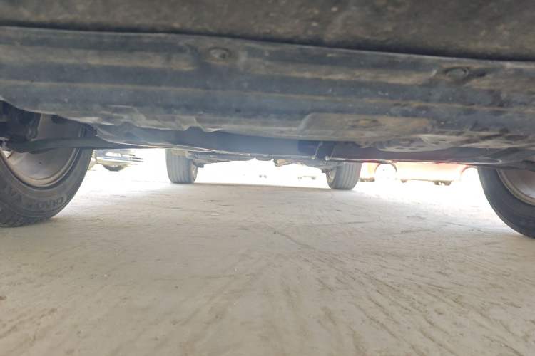 Used Dongfeng Fengdu MX6 2016 2.0L CVT All-Wheel-Drive Versatile Edition Chassis Front
