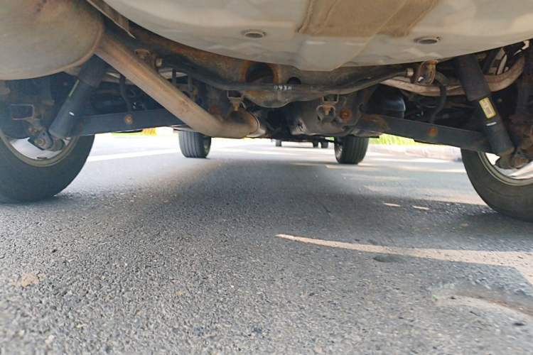 Used Dongfeng Fengdu MX6 2016 2.0L CVT Two-Wheel Drive All-Around Version Chassis Rear