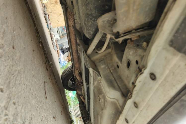 Used Dongfeng Fengdu MX6 2016 2.0L CVT Two-Wheel Drive Dream Edition Chassis Rear Right