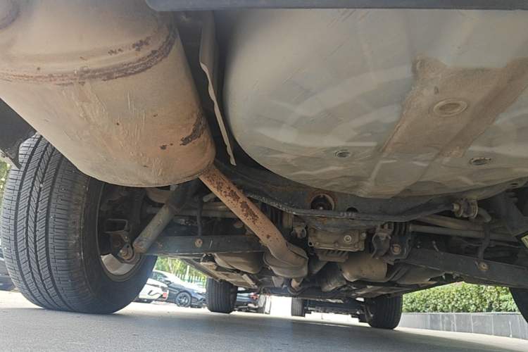 Used Dongfeng Fengdu MX6 2016 2.0L CVT 4x4 Dream Edition Chassis Rear