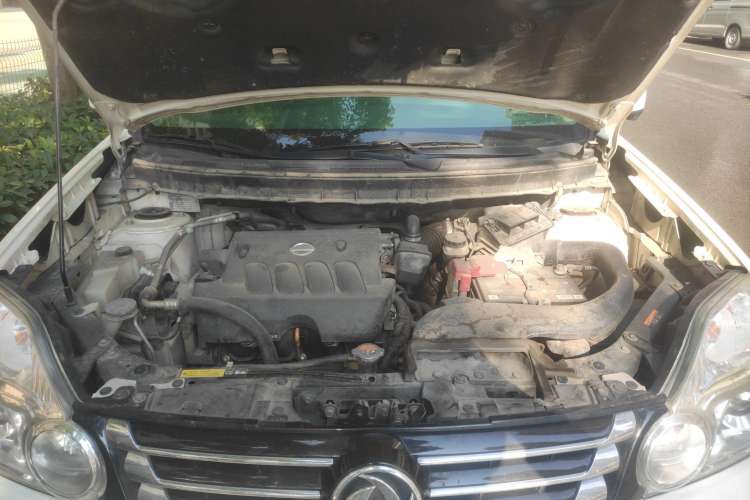 Used Dongfeng Fengdu MX6 2016 2.0L CVT 4x4 Dream Edition Engine Bay