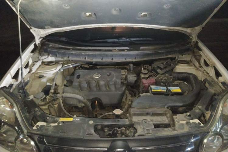 Used Dongfeng Fengdu MX6 2016 2.0L CVT Two-Wheel Drive All-Around Version Engine Bay