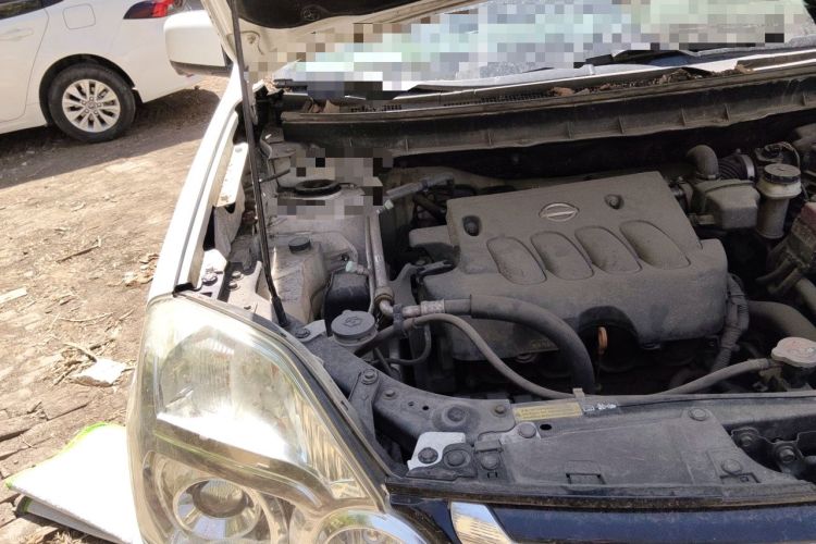Used Dongfeng Fengdu MX6 2016 2.0L CVT 4x4 Dream Edition Engine Bay Right