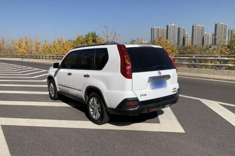 Used Dongfeng Fengdu MX6 2016 2.0L CVT All-Wheel-Drive Versatile Edition Exterior 3