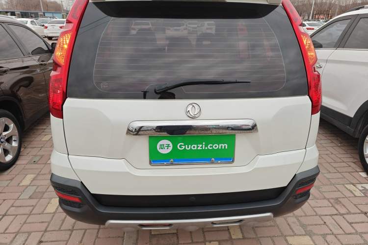 Used Dongfeng Fengdu MX6 2016 2.0L CVT Two-Wheel Drive Dream Edition Exterior 4