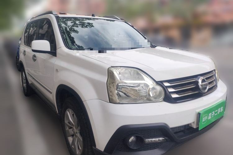 Used Dongfeng Fengdu MX6 2016 2.0L CVT Two-Wheel Drive Excellence Edition Front Right 45 Deg