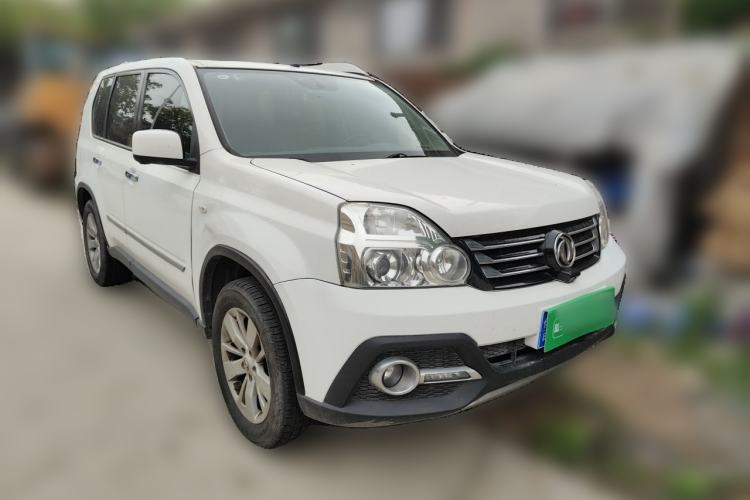 Used Dongfeng Fengdu MX6 2016 2.0L CVT Two-Wheel Drive Dream Edition Front Right 45 Deg