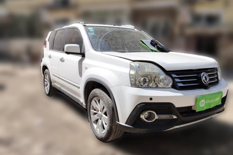 Used Dongfeng Fengdu MX6 2016 2.0L CVT 4x4 Dream Edition Front Right 45 Deg
