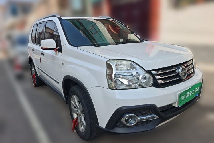 Used Dongfeng Fengdu MX6 2016 2.0L CVT Two-Wheel Drive Excellence Edition Front Right 45 Deg