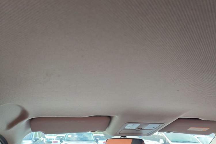 Used Dongfeng Fengdu MX6 2016 2.0L CVT Two-Wheel Drive All-Around Version Headliner