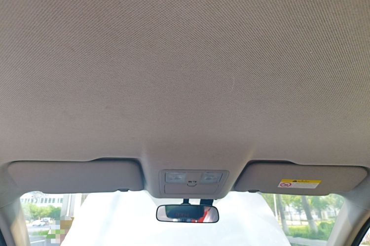 Used Dongfeng Fengdu MX6 2016 2.0L CVT Two-Wheel Drive All-Around Version Headliner