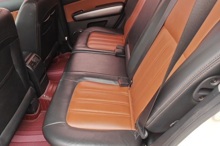 Used Dongfeng Fengdu MX6 2016 2.0L CVT Two-Wheel Drive Dream Edition Interior 4