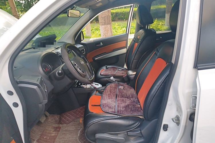 Used Dongfeng Fengdu MX6 2016 2.0L CVT Two-Wheel Drive All-Around Version Left Front Seat