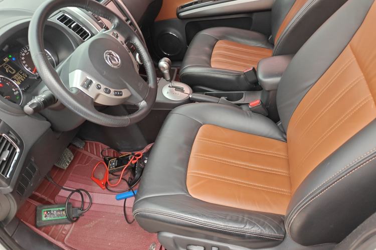 Used Dongfeng Fengdu MX6 2016 2.0L CVT Two-Wheel Drive Dream Edition Left Front Seat
