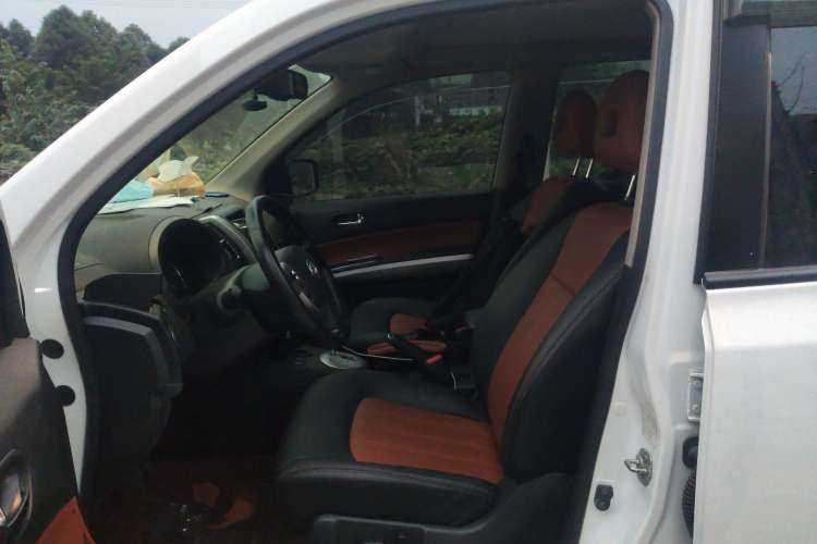 Used Dongfeng Fengdu MX6 2016 2.0L CVT Two-Wheel Drive Dream Edition Left Front Seat