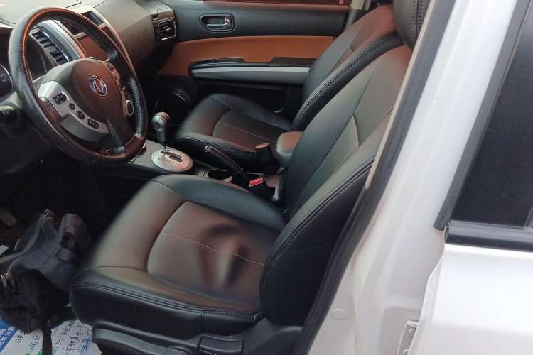 Used Dongfeng Fengdu MX6 2016 2.0L CVT All-Wheel-Drive Versatile Edition Left Front Seat
