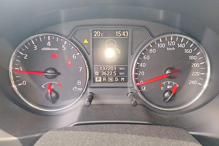 Used Dongfeng Fengdu MX6 2016 2.0L CVT Two-Wheel Drive All-Around Version Odometer Close Up