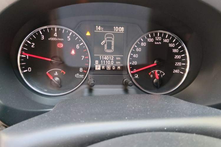 Used Dongfeng Fengdu MX6 2016 2.0L CVT 4x4 Dream Edition Odometer Close Up