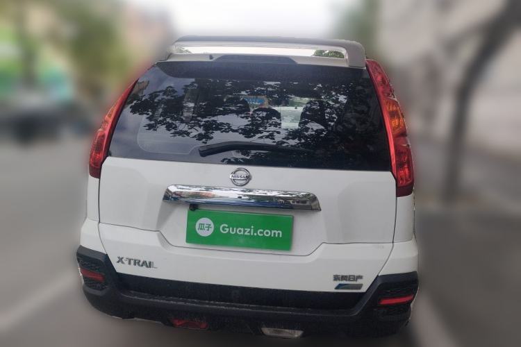 Used Dongfeng Fengdu MX6 2016 2.0L CVT Two-Wheel Drive Excellence Edition Rear