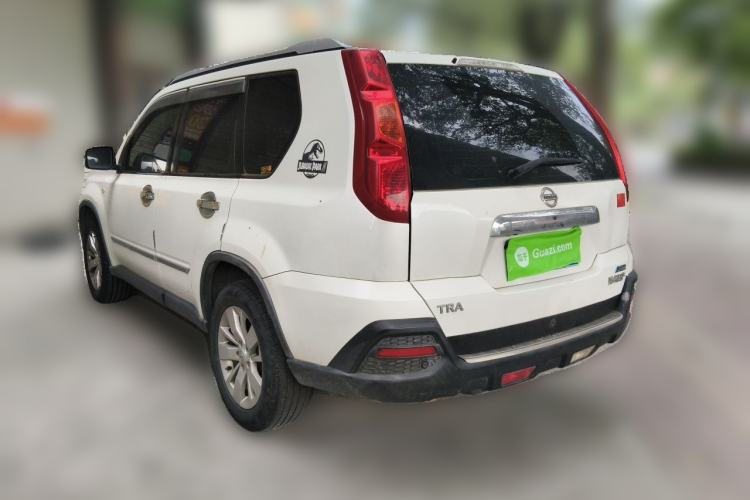 Used Dongfeng Fengdu MX6 2016 2.0L CVT Two-Wheel Drive All-Around Version Rear Left 45 Deg