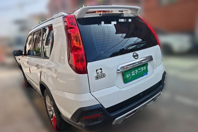 Used Dongfeng Fengdu MX6 2016 2.0L CVT Two-Wheel Drive Excellence Edition Rear Left 45 Deg