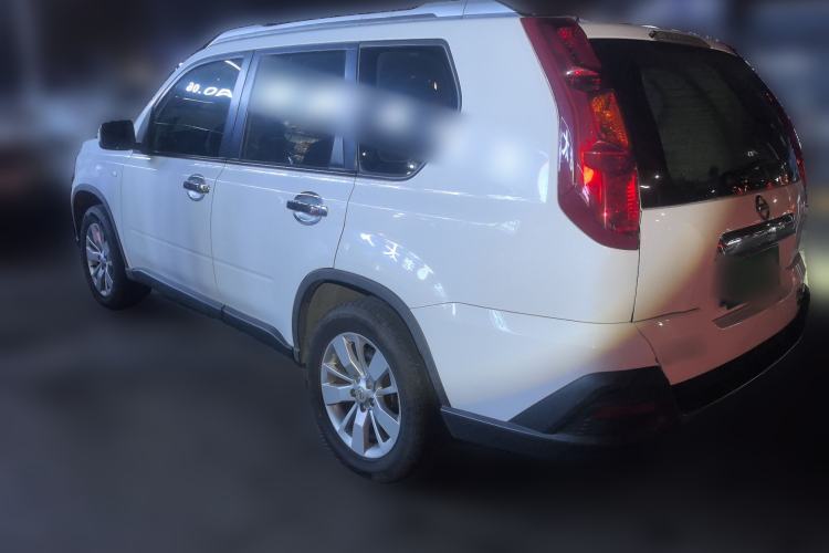 Used Dongfeng Fengdu MX6 2016 2.0L CVT Two-Wheel Drive All-Around Version Rear Left 45 Deg