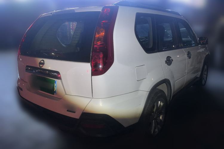Used Dongfeng Fengdu MX6 2016 2.0L CVT Two-Wheel Drive All-Around Version Rear Right 45 Deg