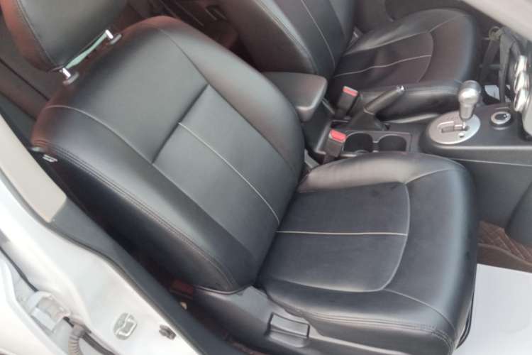 Used Dongfeng Fengdu MX6 2016 2.0L CVT All-Wheel-Drive Versatile Edition Right Front Seat