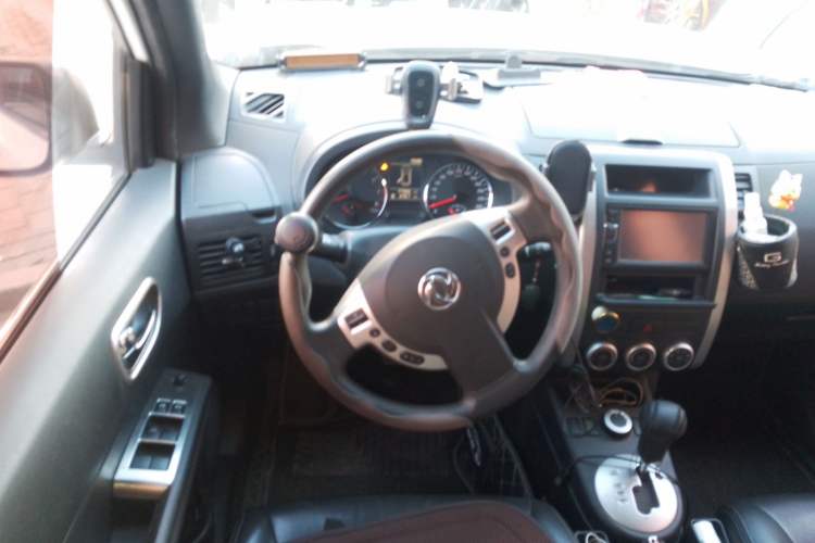 Used Dongfeng Fengdu MX6 2016 2.0L CVT 4x4 Dream Edition Steering Wheel