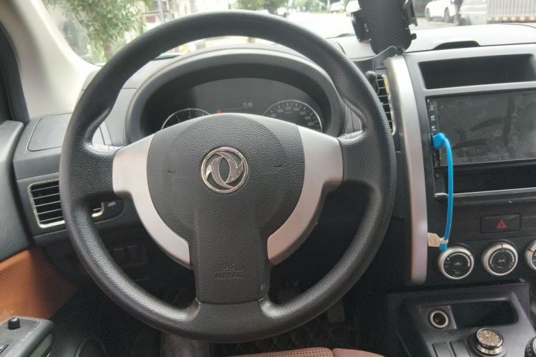 Used Dongfeng Fengdu MX6 2016 2.0L Manual Two-Wheel Drive Navigation Edition Steering Wheel